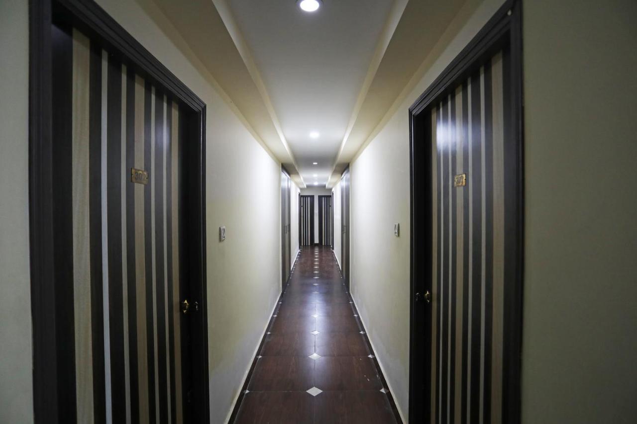 Oyo 26152 Hotel Aarush Digha  Bagian luar foto