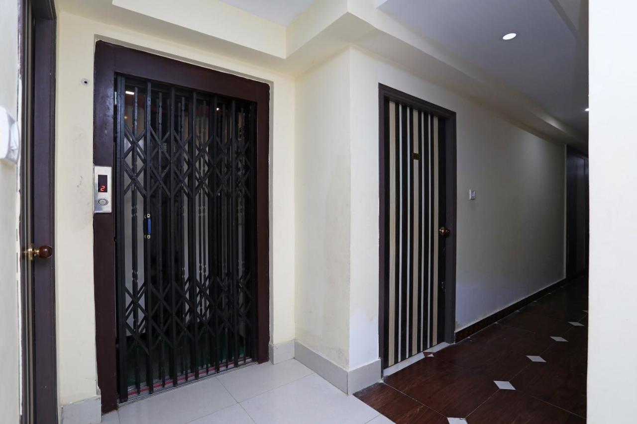 Oyo 26152 Hotel Aarush Digha  Bagian luar foto